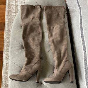 Steve Madden faux suede thigh-high boots: Size 6.5